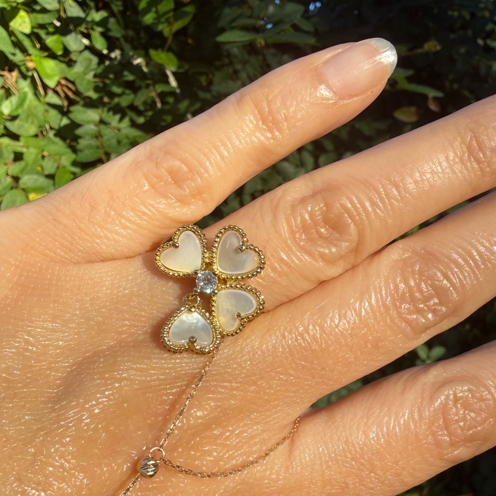 Gold and White Heart Ring SIZE 7 - Picture 8 of 12